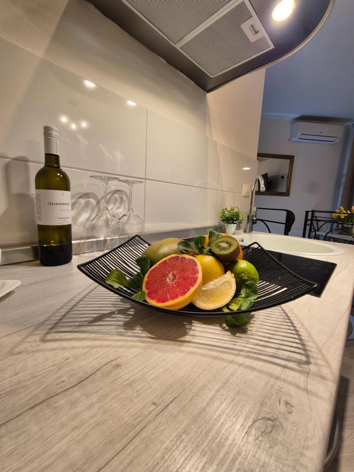 Studio Apartment Lily Rovinj Bagian luar foto
