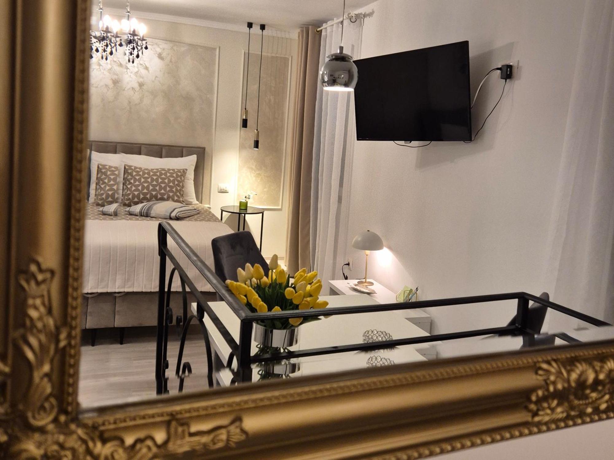 Studio Apartment Lily Rovinj Bagian luar foto